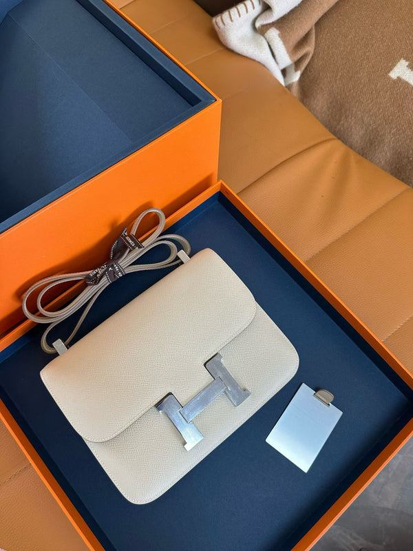 Hermes constace 18
