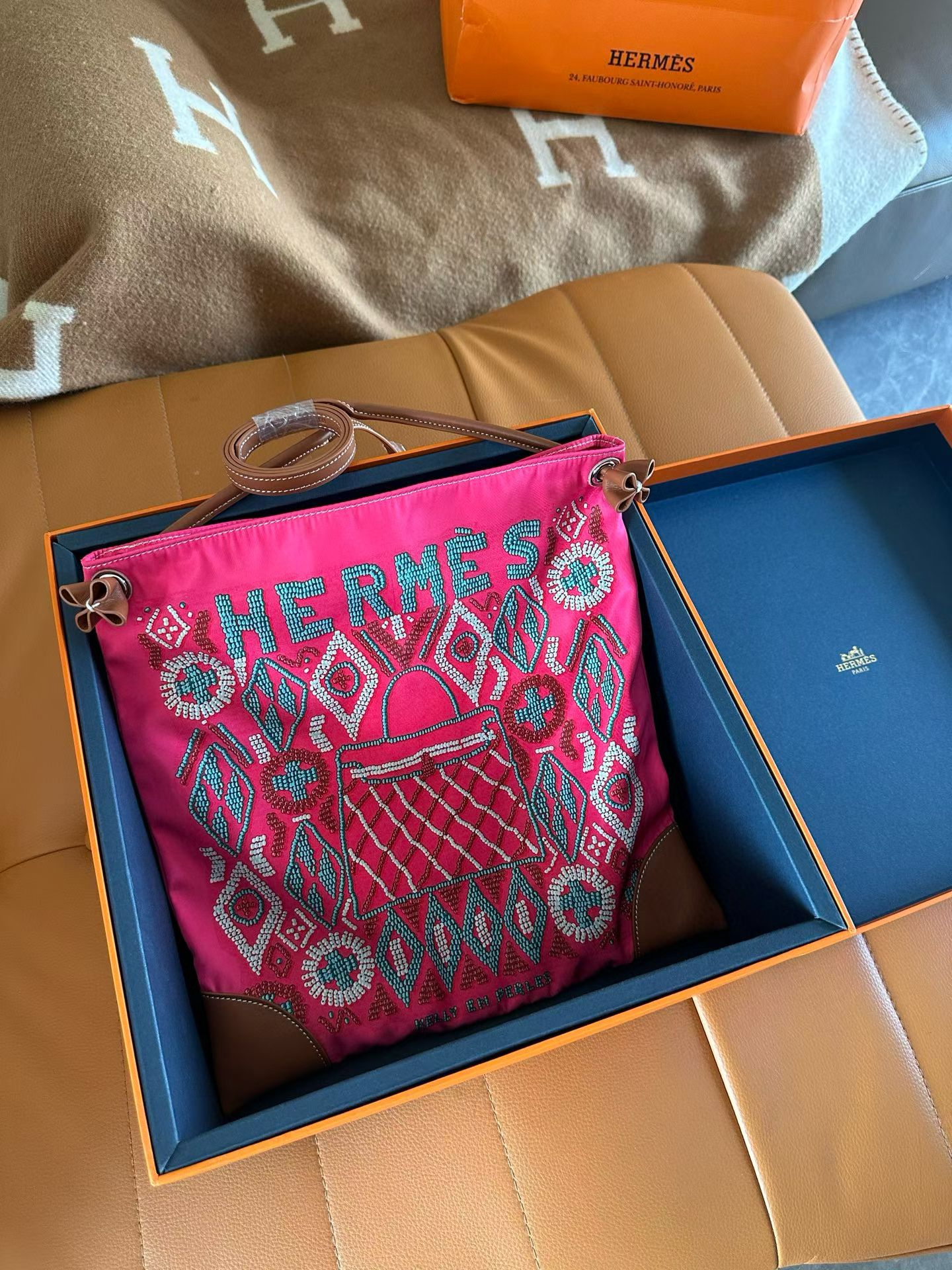 Hermes silkycity bag with a “Coud de Fouet”