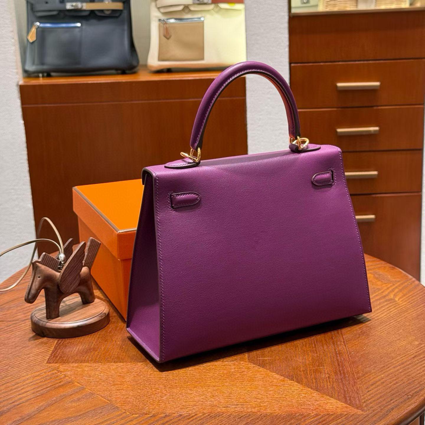 Vintage Hermes Kelly 25 Sellier in Violet Tadelakt Leather